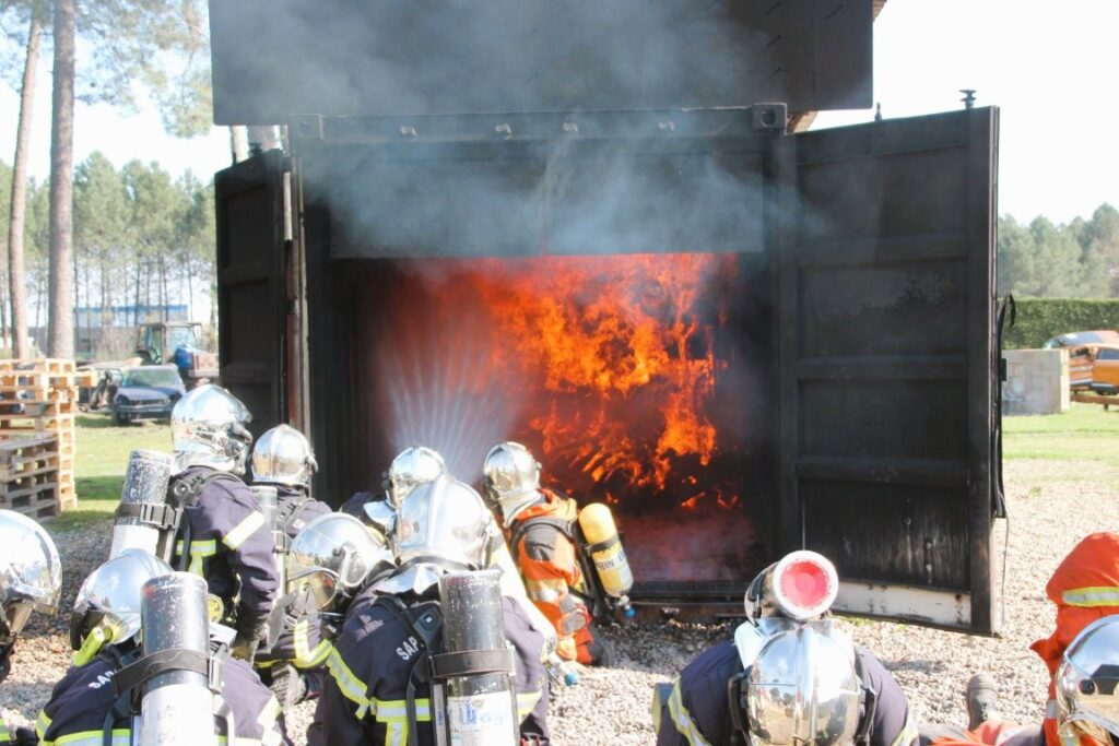sapeurs-pompiers professionnels SDIS40 - Caisson